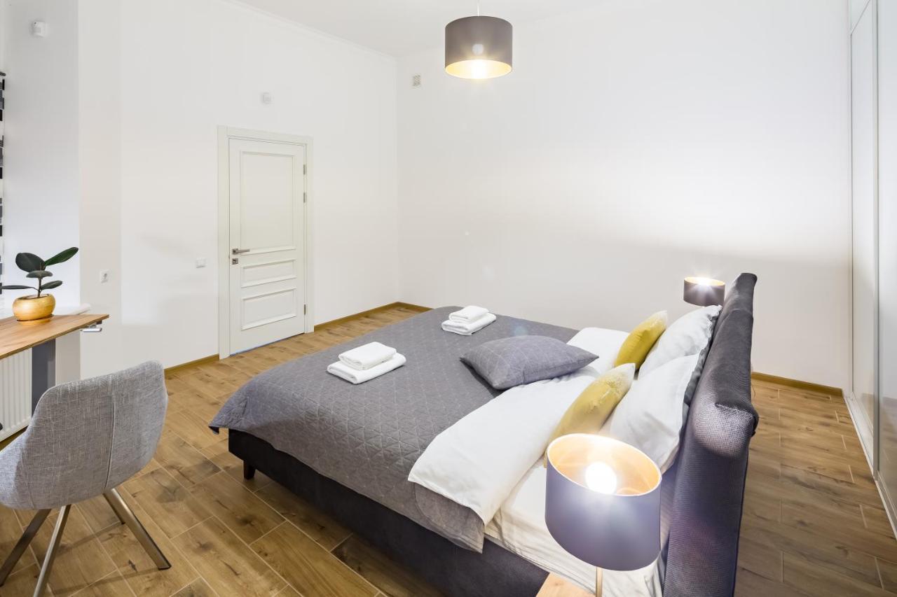 New Large 2 Bedroom In Lviv Historic Centre Kültér fotó
