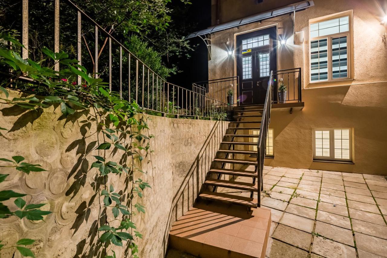 New Large 2 Bedroom In Lviv Historic Centre Kültér fotó
